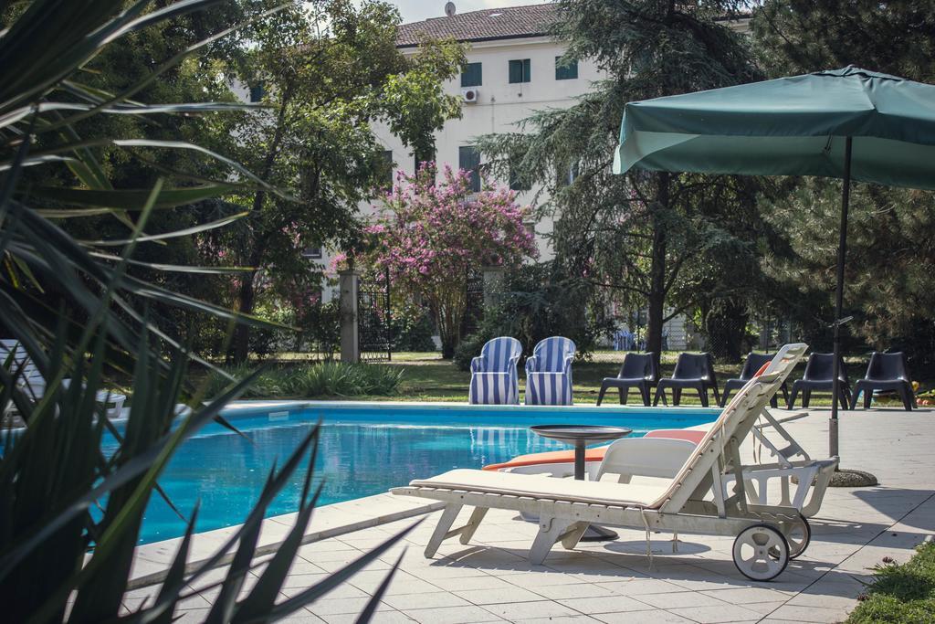 Villa Carrer Porto Viro Buitenkant foto